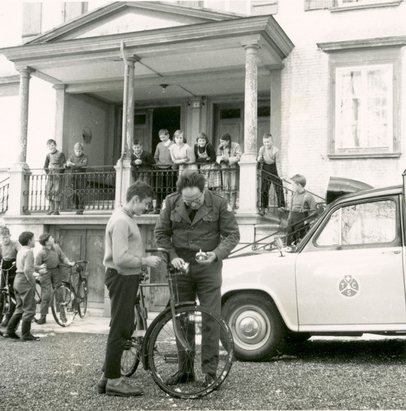 130 Jahre TCS 

https://www.tcs.ch/de/der-tcs/rund-um-den-tcs/geschichte.php