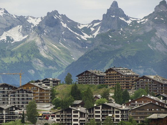 ARCHIVBILD ZUM VERZICHT DES BUNDESRATES, DIE LEX KOLLER ZUR VERSCHAERFEN, AM MITTWOCH, 20. JUNI 2018 - Des maisons, residences secondaires, chalet de vacances sont photographies ce jeudi 28 juin 2012  ...
