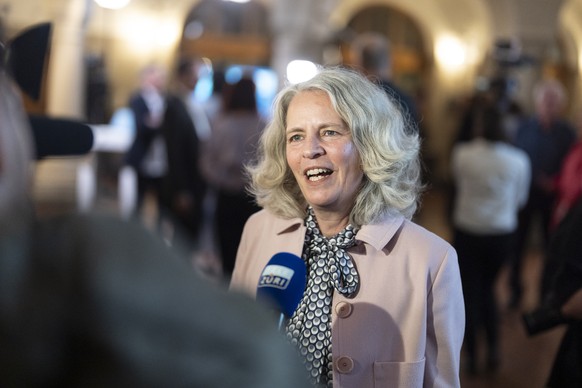 Karin Rykart (Gruene) beantwortet Fragen von Journalisten anlaesslich der Stadtratswahlen im Stadthaus in Zuerich am Sonntag, 8. Maerz 2026. (KEYSTONE/Gaetan Bally)