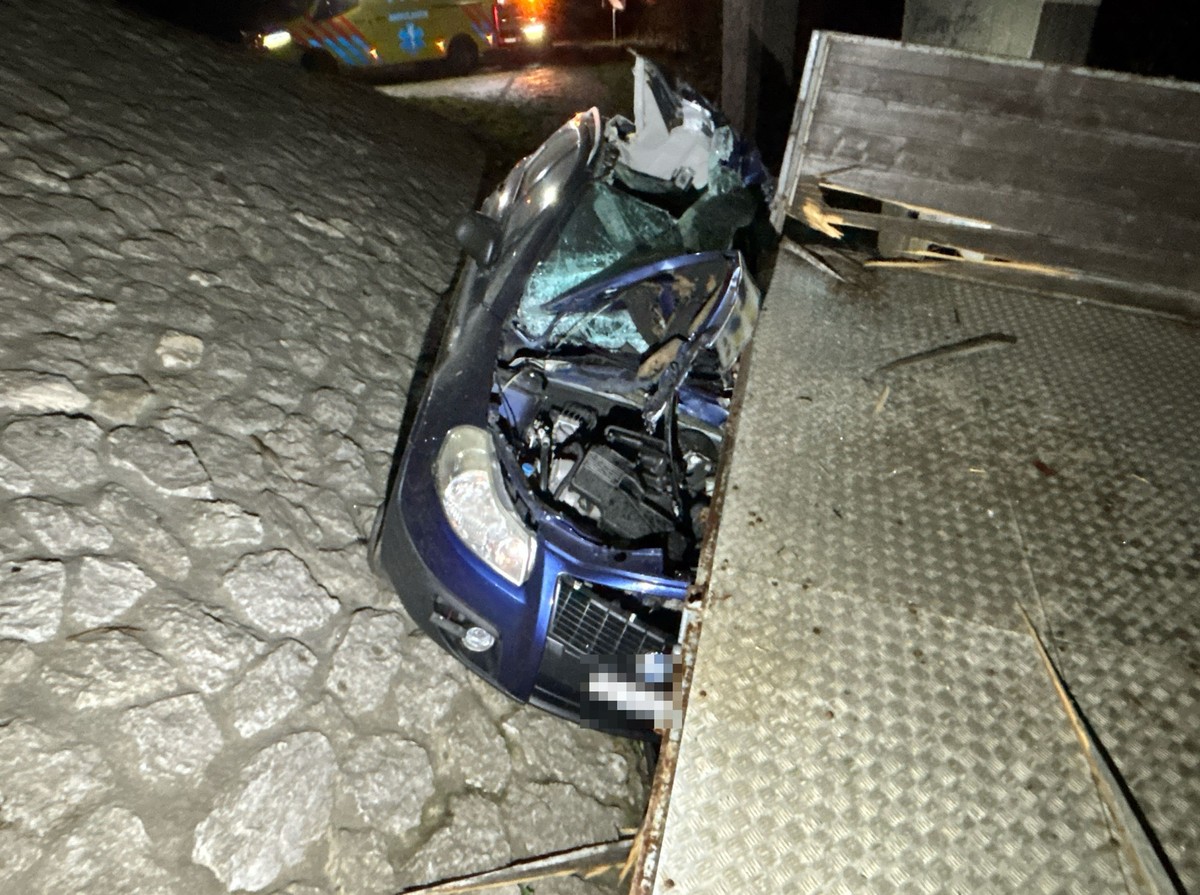 Oensingen: Autofahrer verursacht Selbstunfall mit einem gestohlenen Fahrzeug – eine Person verletzt