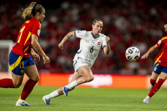 Switzerland&#039;s Geraldine Reuteler in action during the UEFA Women&#039;s EURO 2025 quarterfinals soccer match between Spain and Switzerland at the Wankdorf stadium in Bern, Switzerland, on Friday, ...