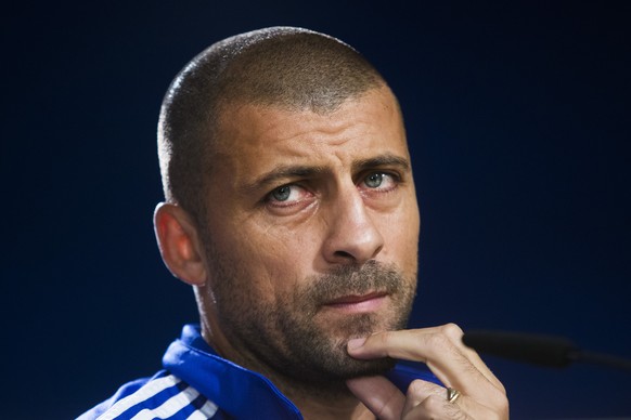 FC Basel&#039;s Walter Samuel listens to a question during a press conference ahead of Tuesday&#039;s Champions League soccer match between Real Madrid and FC Basel, in Madrid, Spain, Monday, Sept. 15 ...