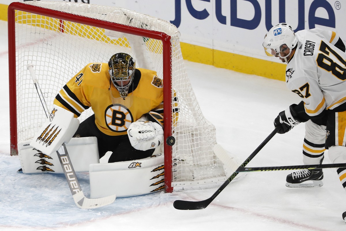 Pittsburgh Penguins' Sidney Crosby can't get the puck past Boston Bruins goaltender Jaroslav Halak during the second period of an NHL hockey game Saturday, April 3, 2021, in Boston. (AP Phot ...