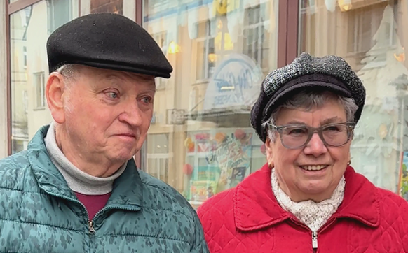 Dieses Ehepaar lebt seit über 50 Jahren in Sonneberg. Mit der AfD können die beiden nichts anfangen. Sie wählen bei der anstehenden Bundestagswahl eine «demokratische Partei», wollen aber nicht sagen, ...