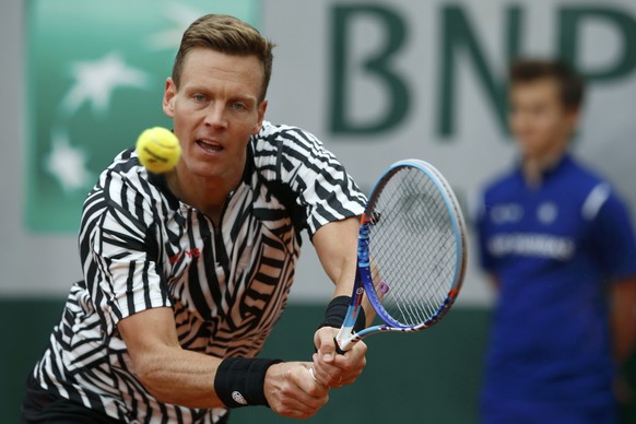 Irgendwie mittelschön: Tomas Berdychs Outfit in Paris.