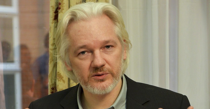 Was passiert mit Julian Assange?