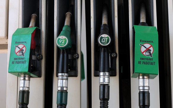 epa13080270 Fuel pumps at a Tatneft gas station in Moscow, Russia, 02 July 2026. Russian President Vladimir Putin called for systemic measures to stabilize the fuel market during a meeting on fuel sup ...