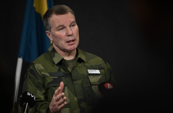 STOCKHOLM, SVERIGE 20260217 Generallöjtnant Thomas Nilsson, chef för Must, presenterar arsöversikten för 2025 under en pressträff. I arsöversikten presenteras den verksamhet som Must bedrivit under de ...