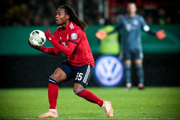 epa07132055 Bayern&#039;s Renato Sanches reacts during the German DFB Cup second round soccer match between SV Roedinghausen and FC Bayern Munich in Osnabrueck, Germany, 30 October 2018. EPA/FRIEDEMAN ...