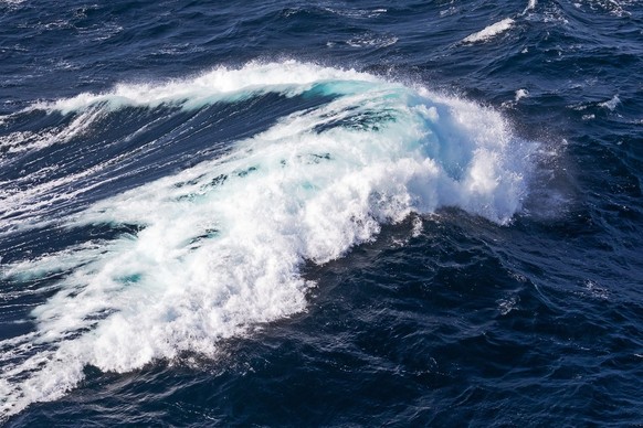 wasser nordatlantik meer north atlantic ocean