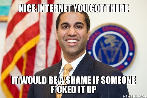 Mit diesem unfassbar peinlichen Video verhöhnt Trumps FCC-Chef Netzneutralität-Befürworter
well...