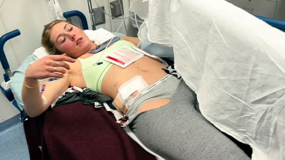 Mikaela Shiffrin gibt nach ihrem heftigen Sturz in Killington Einblick in die Momente im Spitalbett.