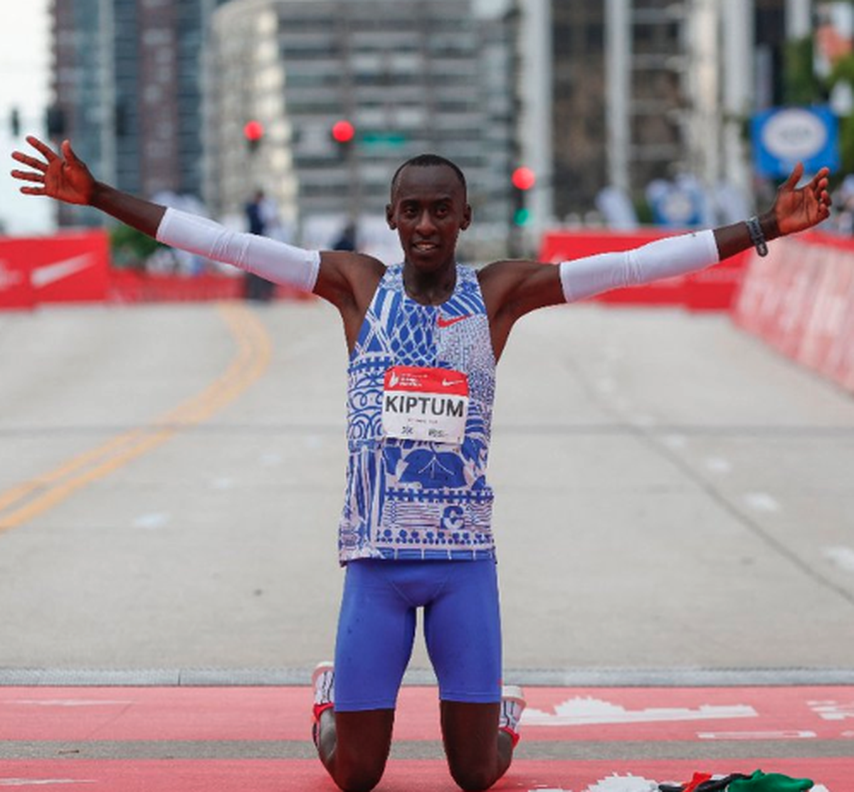 Le Kényan Kelvin Kiptum est le nouveau recordman du monde en marathon.