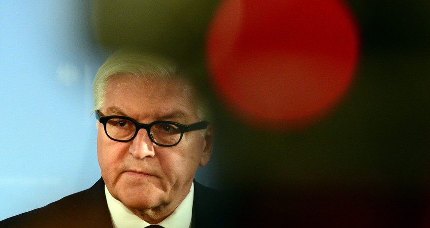 epa05626525 German Foreign Minister Frank-Walter Steinmeier gives a press statement after attending a meeting of the German Foreign Office&#039;s crisis committee in Berlin, Germany, 11 November 2016  ...