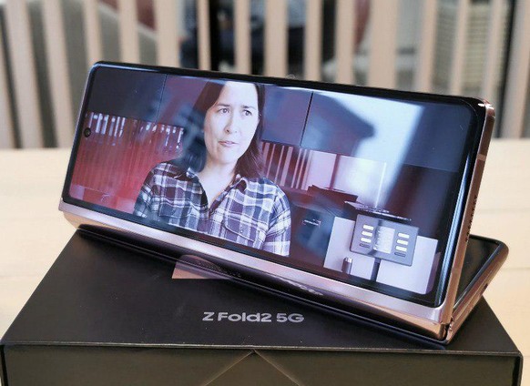 Samsung Galaxy Z Fold 2