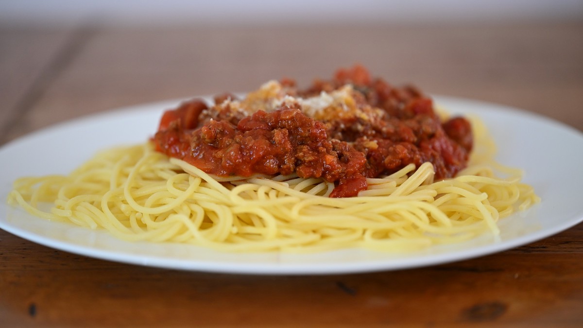 Bolognese-Sosse-Offizielles-Rezept-aus-Italien-erh-lt-ein-Update