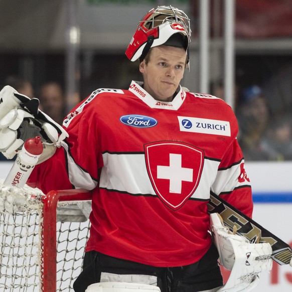 Switzerland&#039;s Leoardo Genoni in action, during the friendly Ice Hockey match between Switzerland and Latvia in Weinfelden, Switzerland, Saturday, 04, May 2019. (KEYSTONE/Walter Bieri)