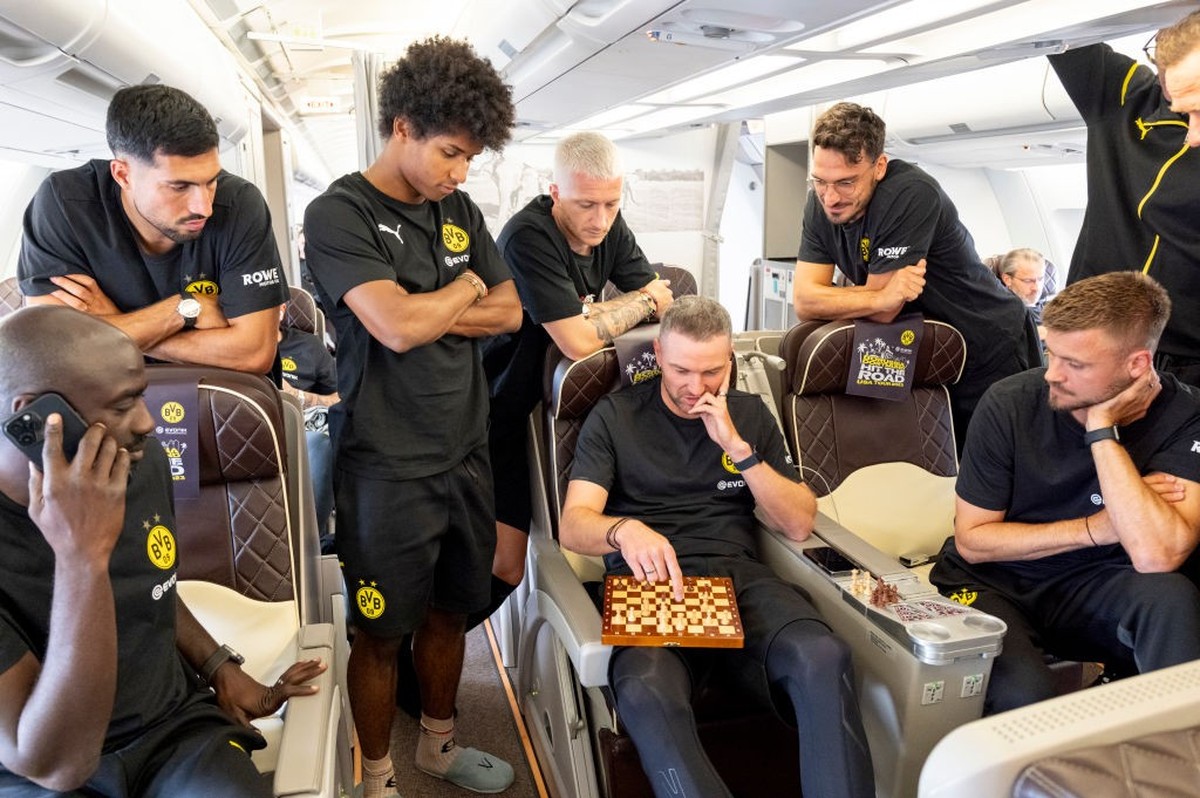 DORTMUND, GERMANY - JULY 24: (L-R) Emre Can, assistant coach Otto Addo, Karim Adeyemi, Marco Reus, Athletics coach Mathias Kolodziej, Mats Hummels and physiotherapist Dennis Morschel of Borussia Dortm ...