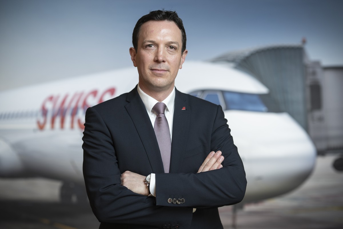 Jens Fehlinger, CEO von Swiss, posiert nach der Jahresmedienkonferenz der Fluggesellschaft Swiss International Air Lines, aufgenommen am Donnerstag, 6. Maerz 2025 in Kloten Zuerich. (KEYSTONE/Ennio Le ...