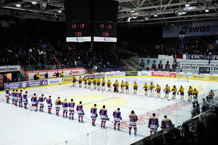 In allen NLA-Stadien wurde vor Spielbeginn eine Schweigeminute für die Opfer der Pariser Terronacht abgehalten.