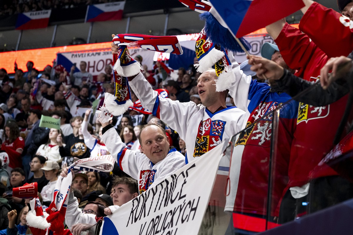 Czechia's fans celebrate the second goal (2-0) during the 2026 IIHF Men's Ice Hockey World Championship preliminary round group B game between Czech Republic and Denmark, at the BCF Arena ic ...
