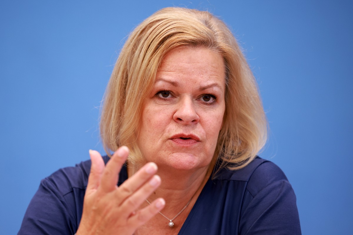 epa11586154 German Interior Minister Nancy Faeser gestures during a press conference at the federal press conference (Bundespressekonferenz) in Berlin, Germany, 05 September 2024. Together with Federa ...