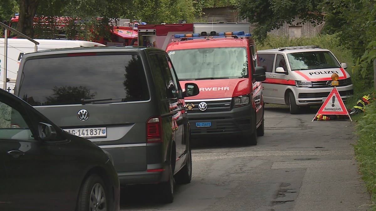 Polizei findet drei Tote in Garage in Uerkheim AG