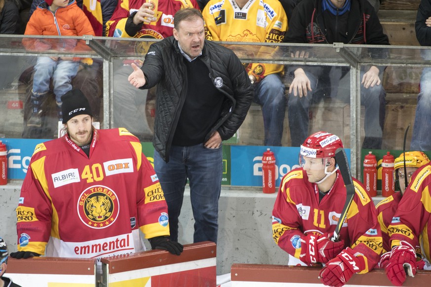 Tigers Head Coach Heinz Ehlers gestikuliert waehrend dem Meisterschaftsspiel der National League, zwischen den SCL Tigers und dem HC Fribourg-Gotteron, am Freitag, 26. Januar 2018, in der Ilfishalle i ...