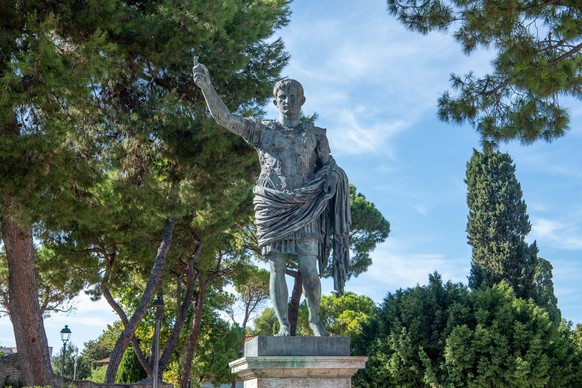 Italien, Fano, 01.09.2025 Die Stadt Fano liegt an der italienischen Adriakueste, in der Region Marken. Sie bestand schon zu roemischer Zeit und wurde zu dieser Zeit Fanum Fortunae genannt. Die Stadt i ...