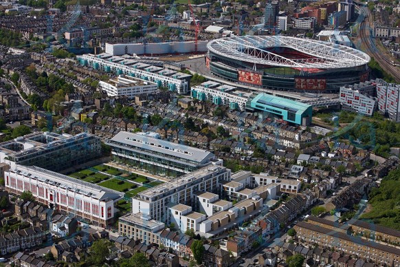 GrÃ¶ssere Arenen mÃ¼ssen her â das sind die StadionplÃ¤ne der europÃ¤ischen Topklubs
Ich finde es richtig geil wie Arsenal aus dem Highbury eine Wohnsiedlung gebaut hat. Ein Traum fÃ¼r einen echten  ...