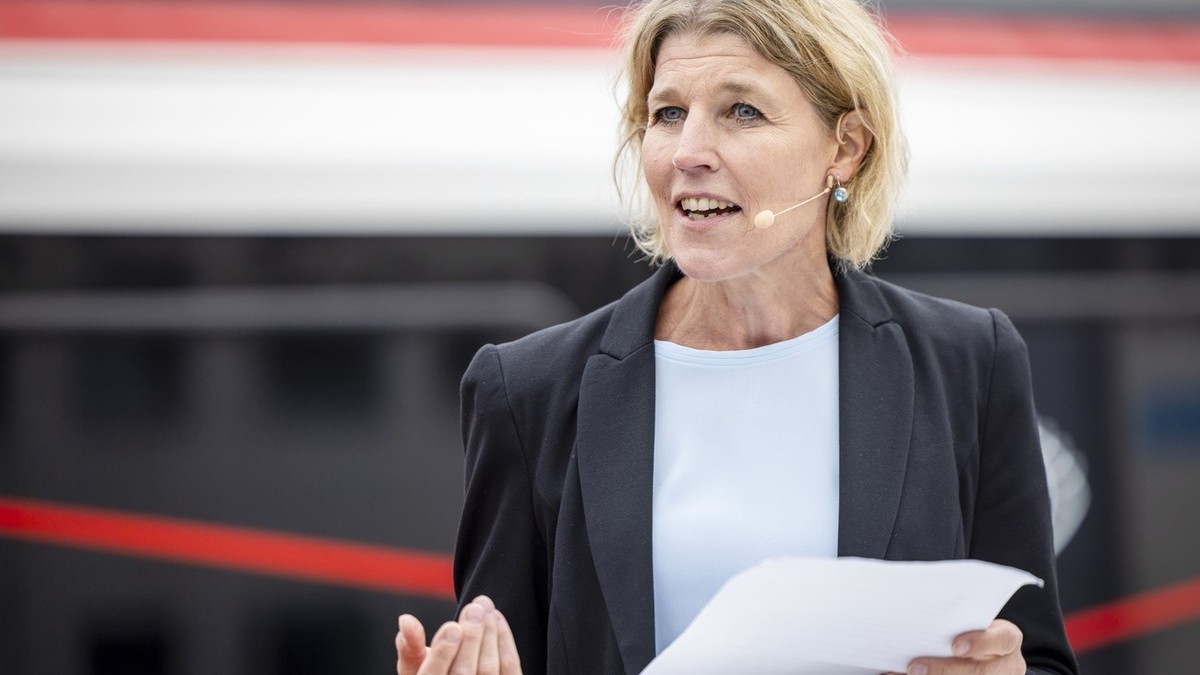 Kein Kopftuch: Lehrerverband empfiehlt definitiv Verzicht aufs Tragen religiöser Symbole