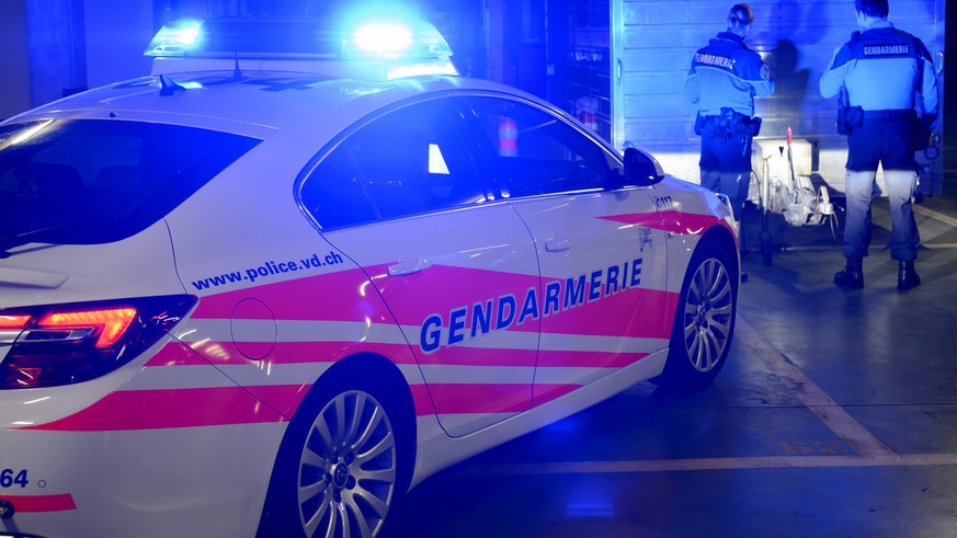 Autofahrerin-58-bei-Kollision-im-Kanton-Waadt-get-tet