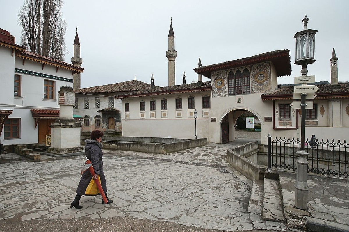 le Hansaray, ou Khan-Saraï ou encore «palais du khan»