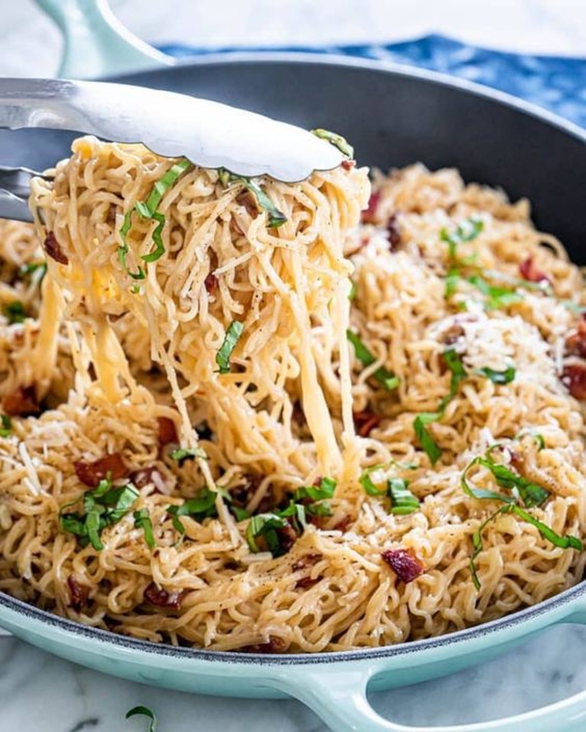 Les ramen à la carbonara sont une grande tendance food 2024.