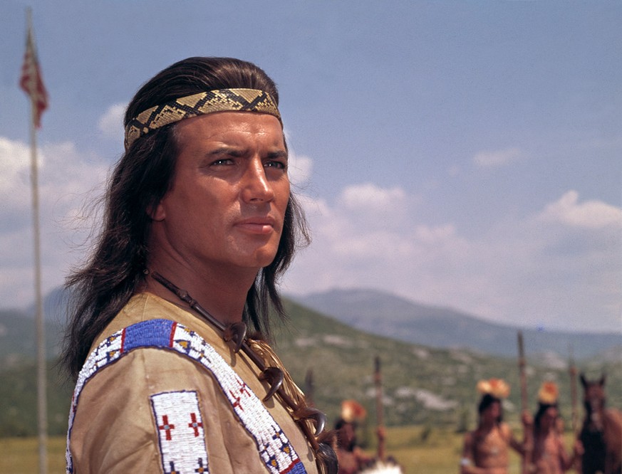 Pierre Brice als «Winnetou» in den 1960er Verfilmungen, die «frei nach Karl May» gedreht wurden.