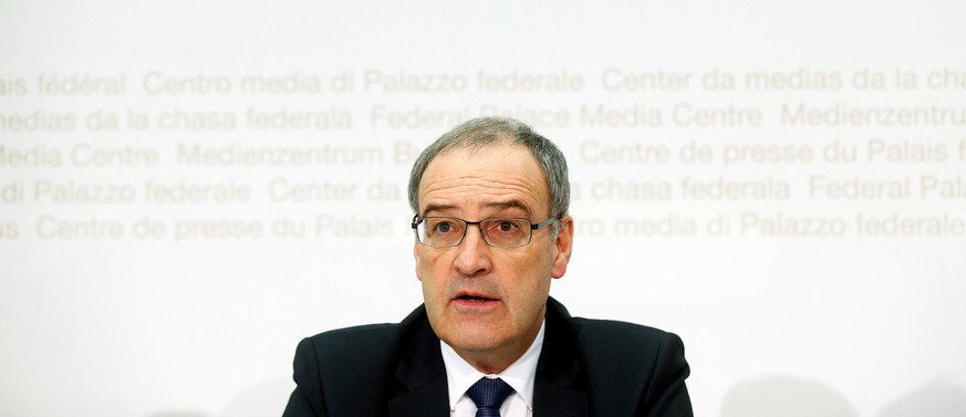 Verteidigungsminister Guy Parmelin hat sich im Bundesrat für ein Anliegen stark gemacht, dass seinem Bruder mögliche Steuereinsparungen von 200'000 Franken einbringen würde.