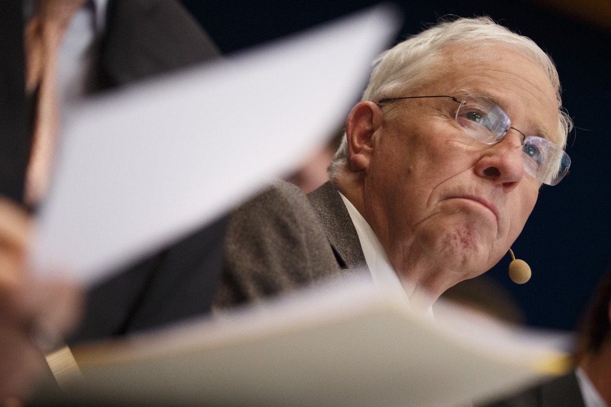 ZUR MELDUNG DES SONNTAGSBLICK, WONACH CHRISTOPH BLOCHER SEIN AMT ALS VIZEPRAESIDENT DER SVP ABGEBEN WERDE, STELLEN WIR IHNEN AM SONNTAG, 10. JANUAR 2016, FOLGENDES ARCHIVBILD ZUR VERFUEGUNG - L' ...
