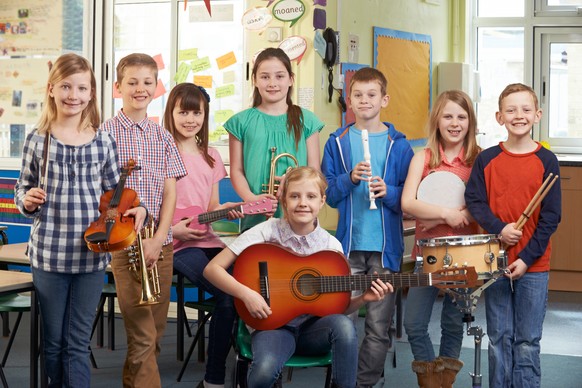 Aargauer Schulen sollen keine Schüler- und Klassenfotos mehr ins Netz stellen dürfen, fordert ein Anwalt. (Symbolbild)