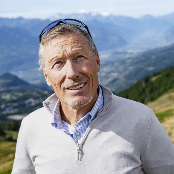 Pirmin Zurbriggen, ancien skieur suisse, pose lors de la rencontre medias pour les prochain Championnats du monde de ski alpin 2027 le mercredi 26 aout 2026 a Crans-Montana. (KEYSTONE/Jean-Christophe  ...