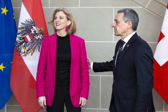 epa12002669 Swiss Federal Councillor and Foreign Minister Ignazio Cassis (R) welcomes Austrian Foreign Minister Beate Meinl-Reisinger (L) during her official visit in Bern, Switzerland, 01 April 2025  ...