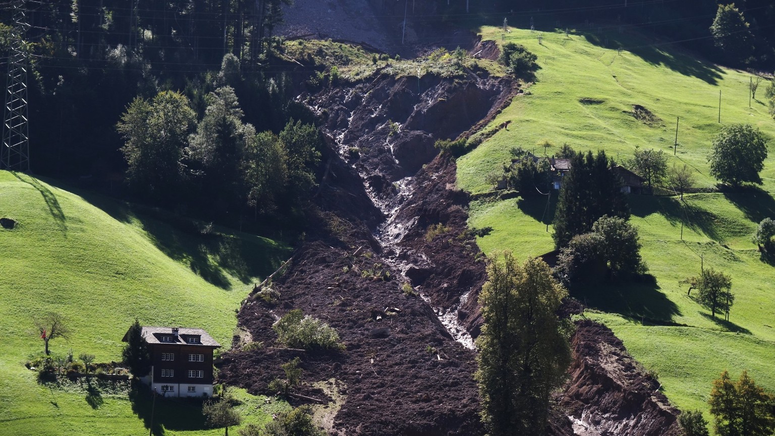 Bilder vom Erdrutsch in Schwanden (GL) vom 04.09.2023. Interview mit Geologe Mark Feldmann