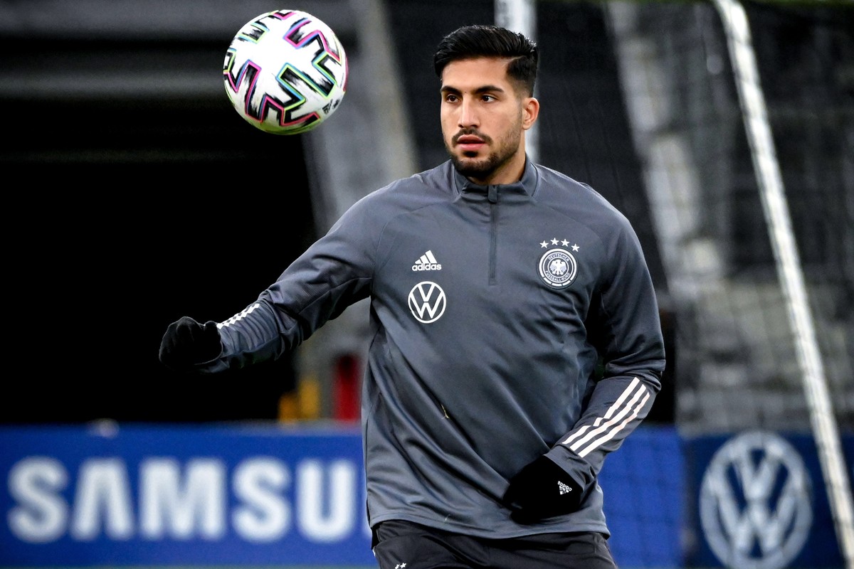 epa07992488 Germany's Emre Can attends a training session in Duesseldorf, Germany, 13 November 2019. Germany will face Belarus in an UEFA EURO 2020 qualifier on 16 November 2019. EPA/SASCHA STEIN ...