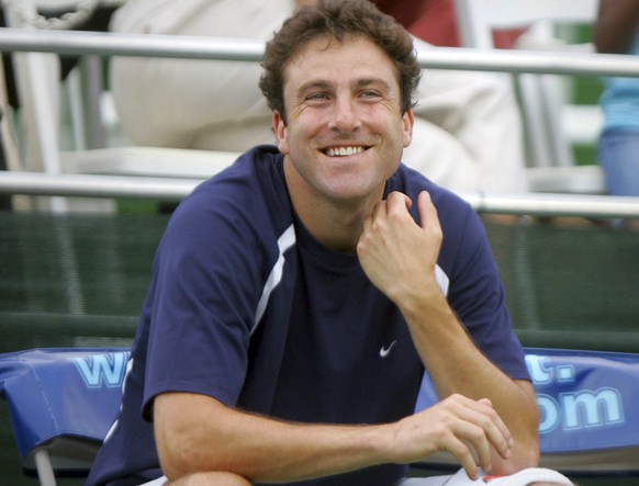 FILE - In this July 23, 2008, file photo, Justin Gimelstob, then a member of Kastles&#039; World Team Tennis, smiles during a match in Washington. Now a tennis broadcaster and coach, Gimelstob pleaded ...