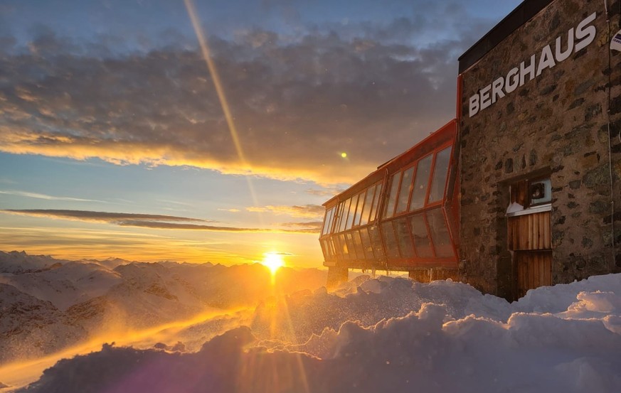 Weissfluhgipfel Hotel Rauszeit schönste Weihnachten