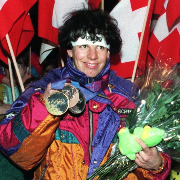 ZUM 50. GEBURTSTAG VON VRENI SCHNEIDER AM MITTWOCH, 26. NOVEMBER 2014, STELLEN WIR IHNEN FOLGENDES BILDMATERIAL ZUR VERFUEGUNG - Mit einen herzlichen Empfang wird die dreifache Medaillengewinnerin der ...