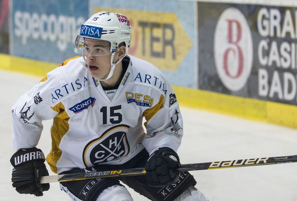 HC Lugano Stuermer Gregory Hofmann waehrend dem Eishockey-Meisterschaftsspiel der National League zwischen dem EHC Kloten und dem HC Lugano am Dienstag, 17. Oktober 2017, in der SWISS Arena in Kloten. ...