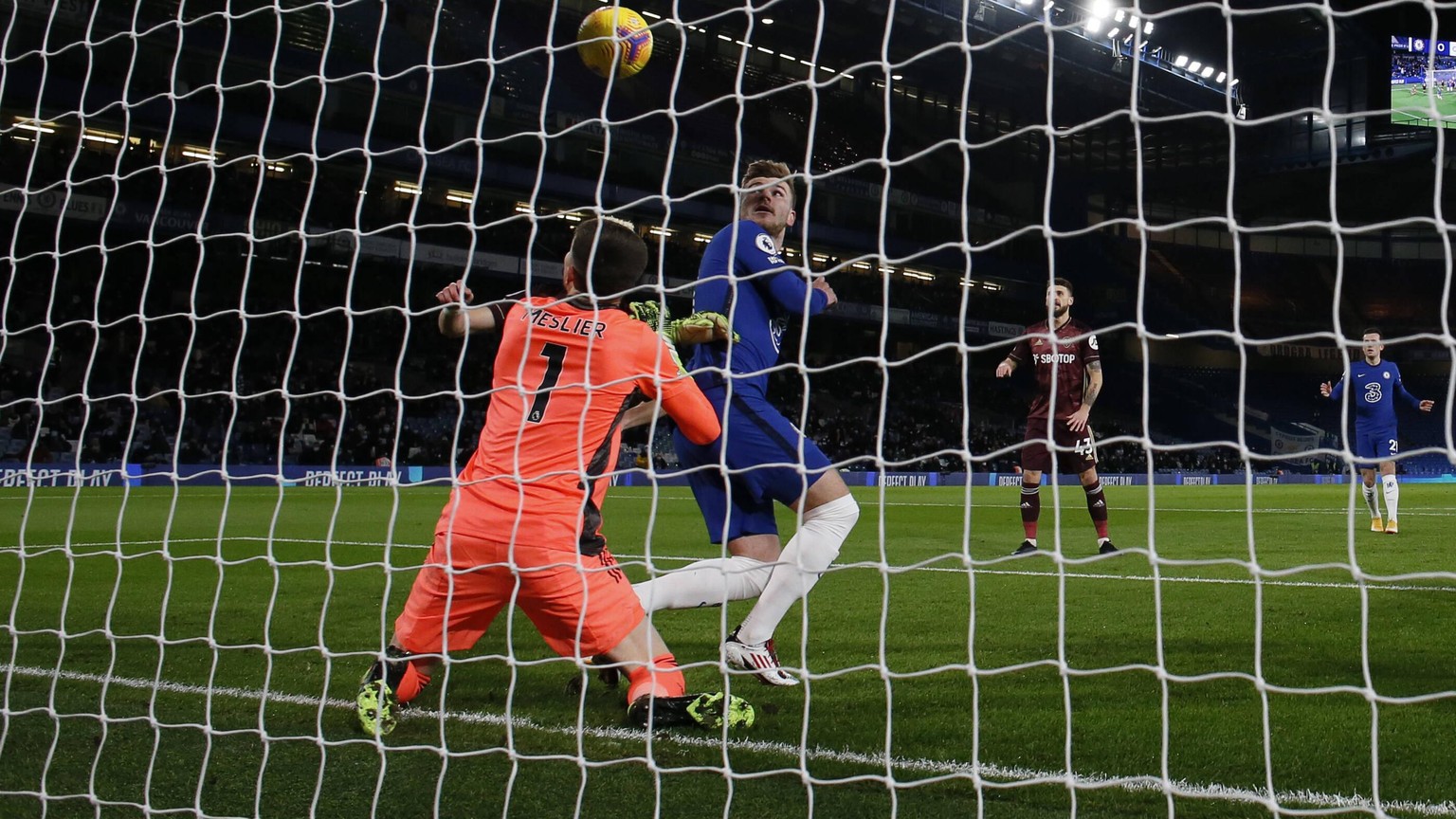 Timo Werner of Chelsea hits the bar during the Premier League match at Stamford Bridge, London. Picture date: 5th December 2020. Picture credit should read: David Klein/Sportimage PUBLICATIONxNOTxINxU ...