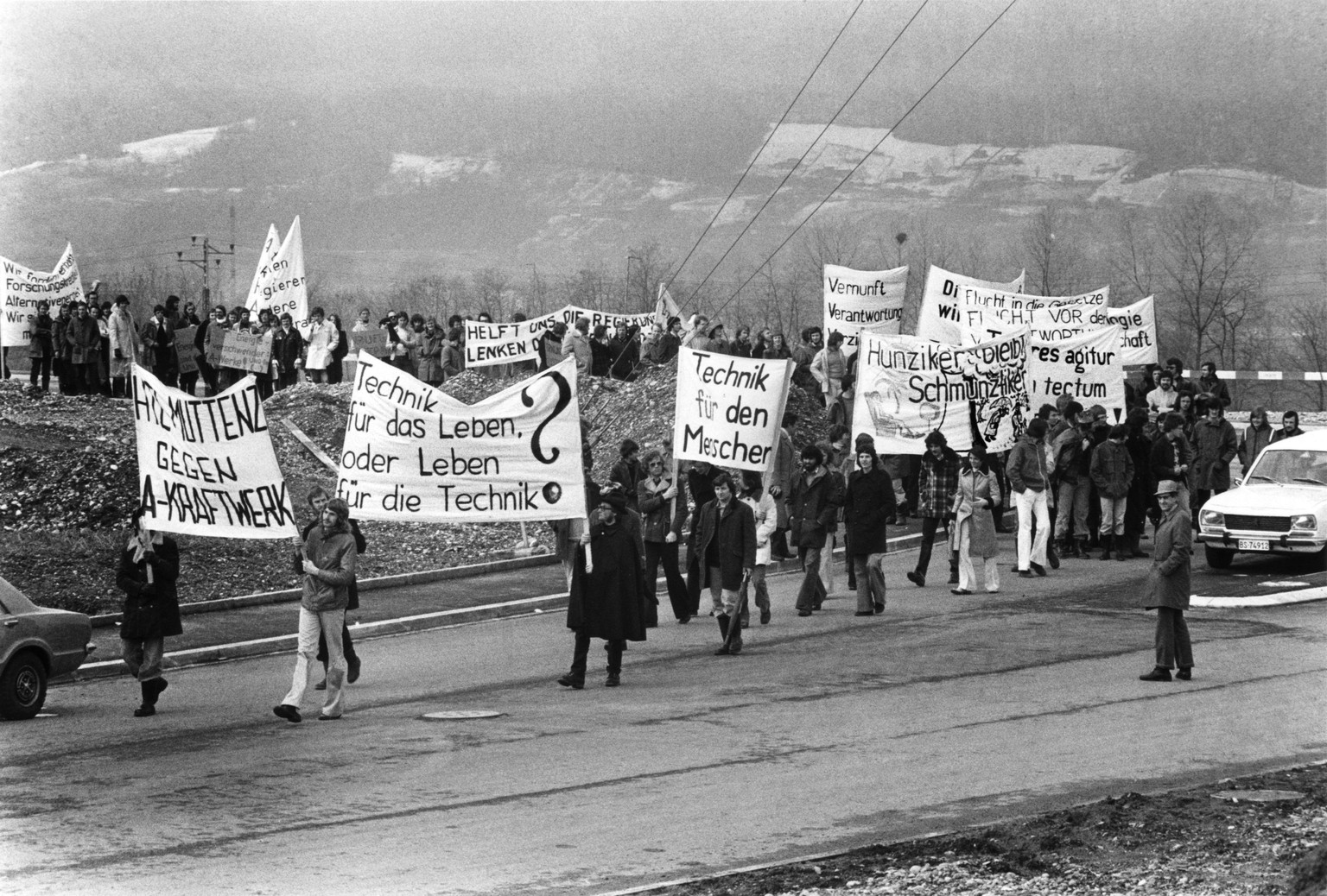1975 besetzten Aktivisten während mehreren Wochen das Gelände des geplanten AKW Kaiseraugst.