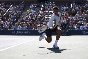 Novak Djokovic bleibt ungefährdet.