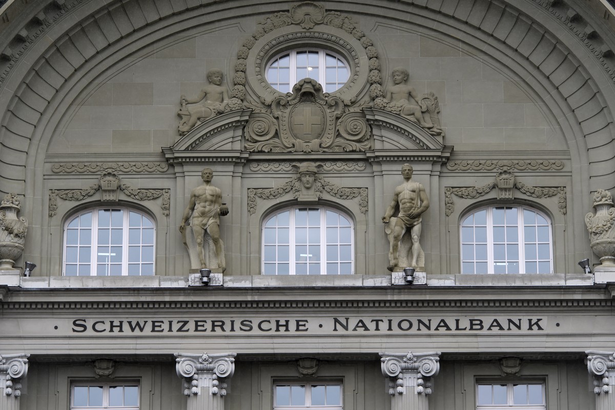 ARCHIVBILD ZUR BILANZ DER SCHWEIZERISCHEN NATIONALBANK IM DRITTEN QUARTAL 2020, AM FREITAG, 30. OKTOBER 2020 - The facade of the Swiss National Bank SNB pictured at the Bundesplatz, one day prior to t ...